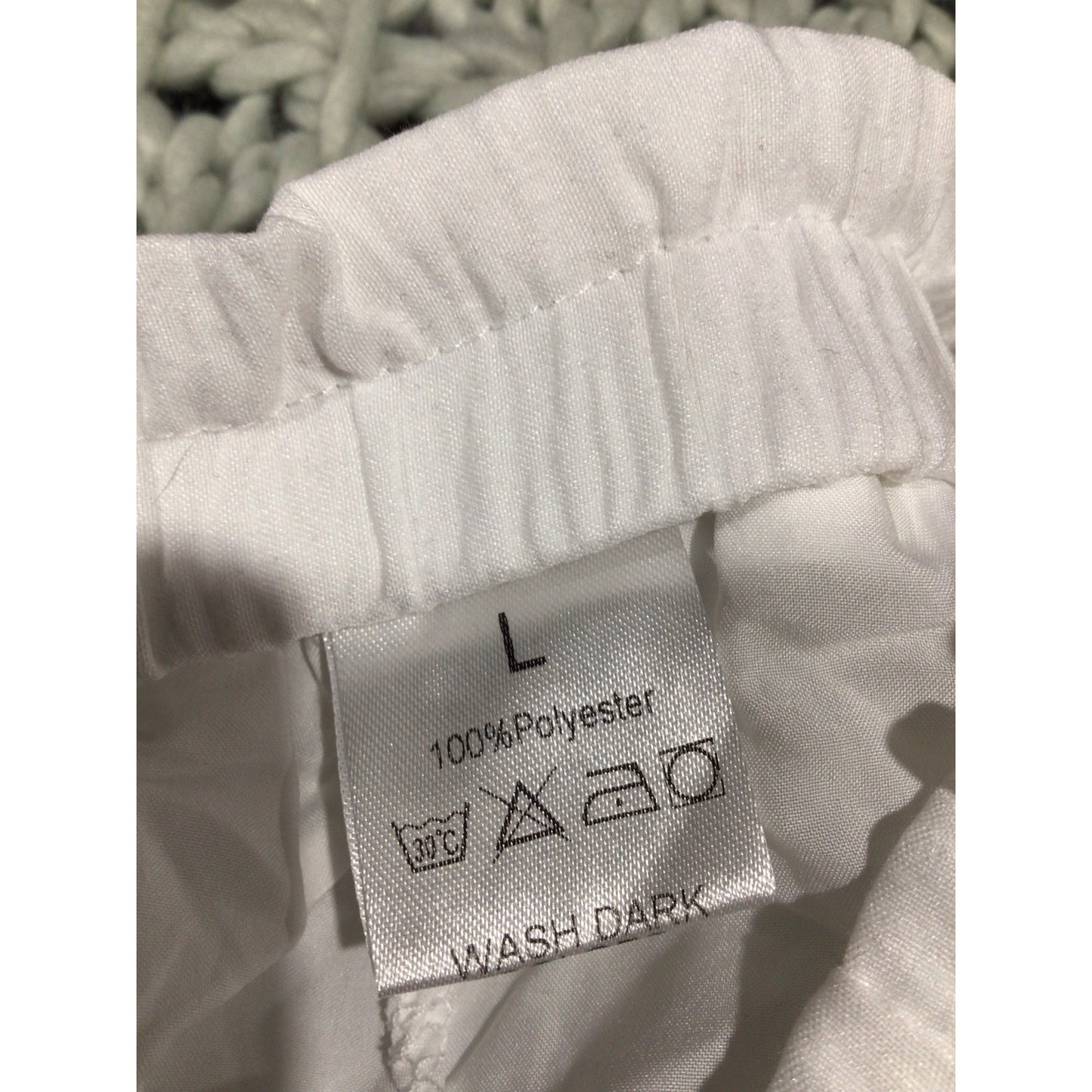 White Tiered Ruffle Mini Skirt – Size Large / Lightweight & Flowy- New