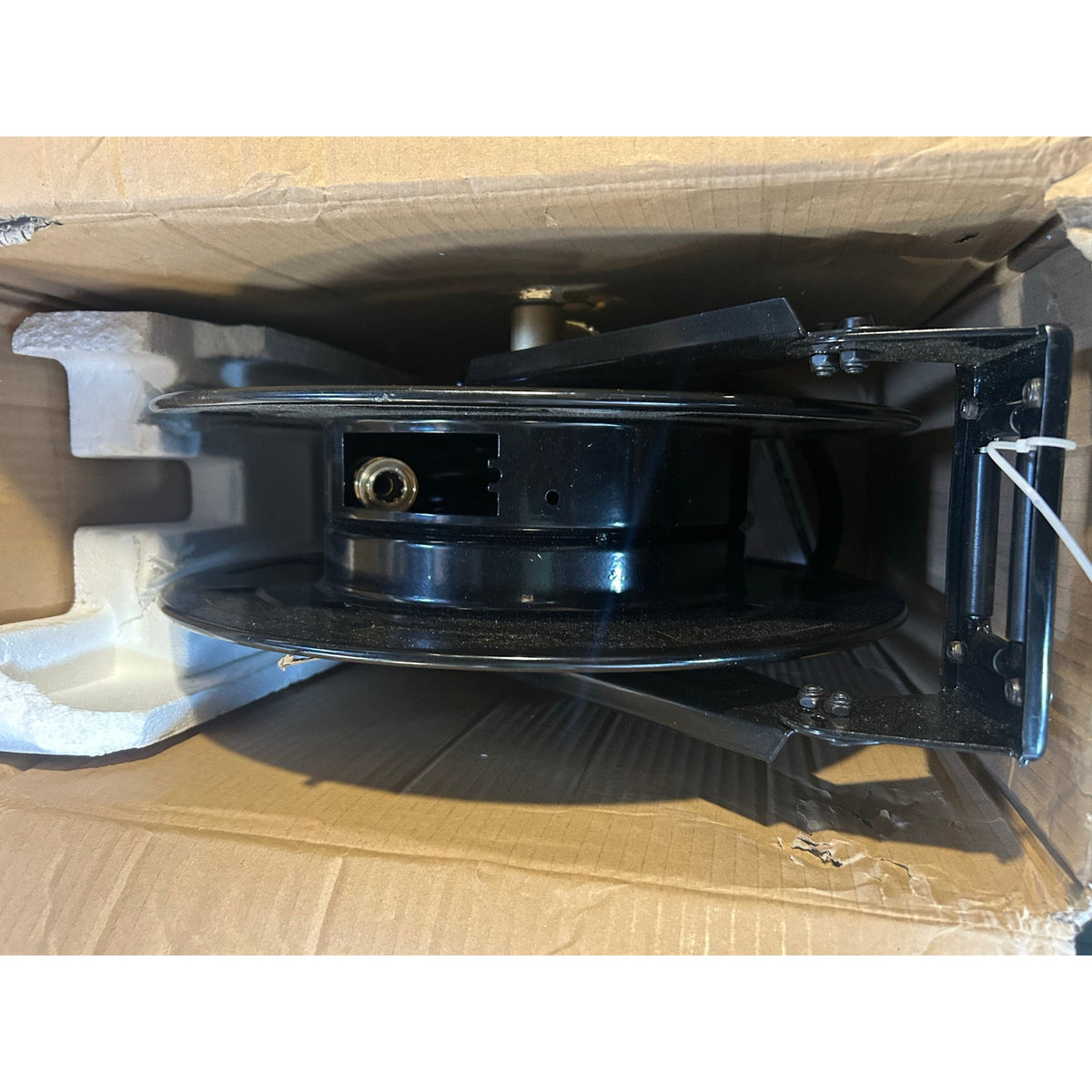 VEVOR 50FT Retractable Pressure Washer Hose Reel – 4000 PSI