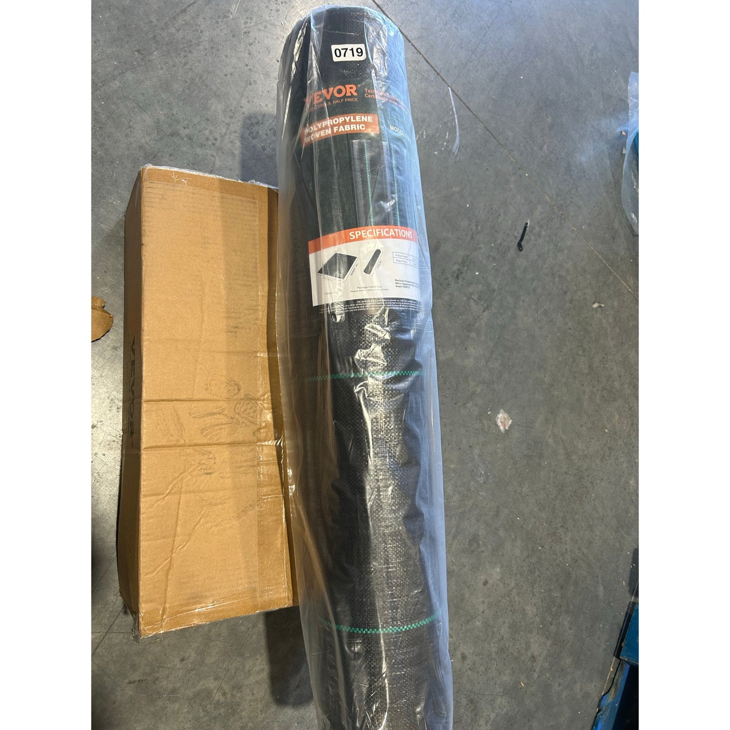 6 ft × 300 ft Heavy Duty Weed Barrier / Landscape Fabric — Model 1.83×91.4-70