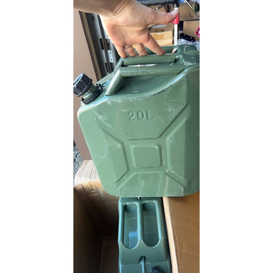 VEVOR 20 L Green Metal Jerry Fuel Cans with Black Screw Lids – 2-Pack