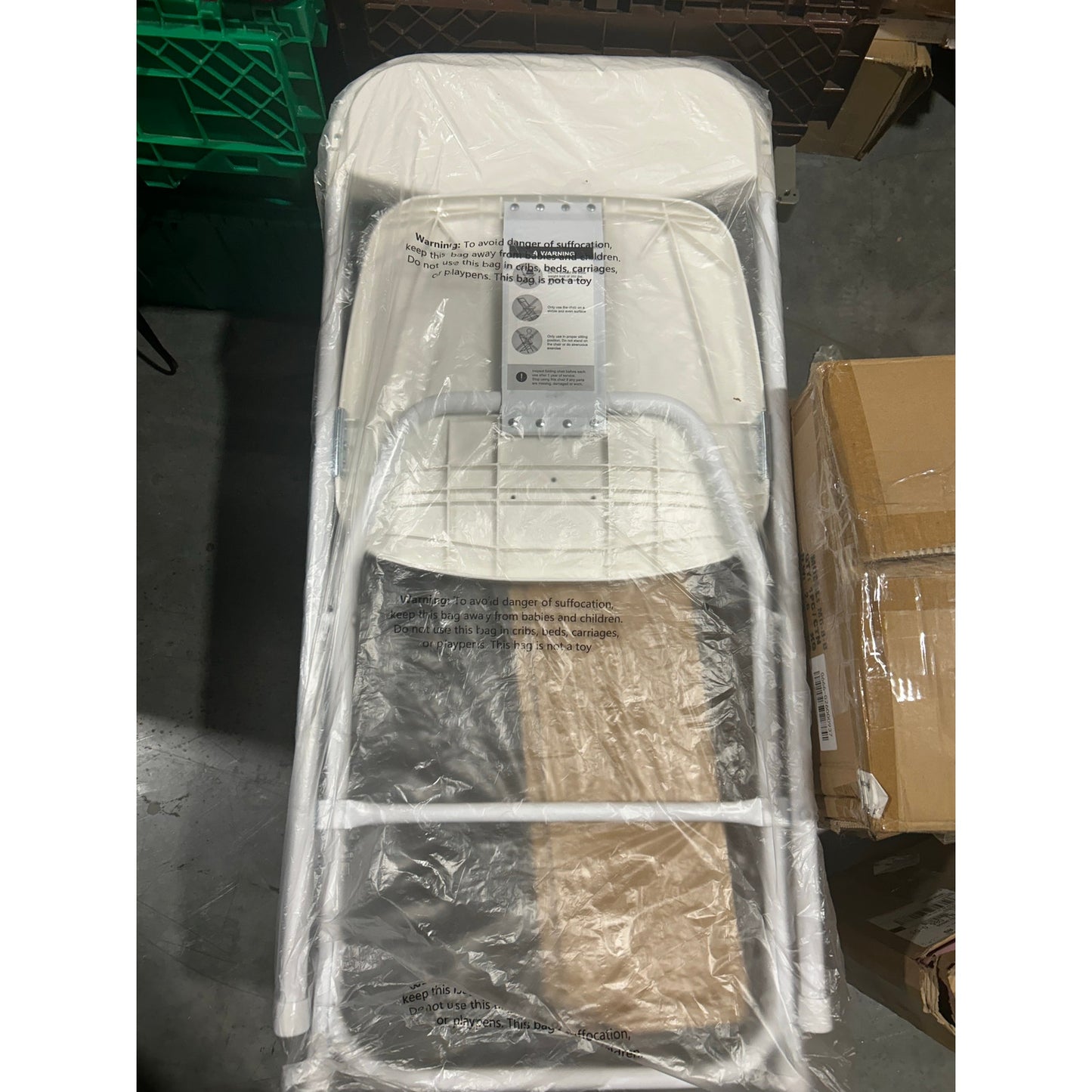 White Folding Chair – Heavy-Duty Steel Frame, 350-lb Capacity