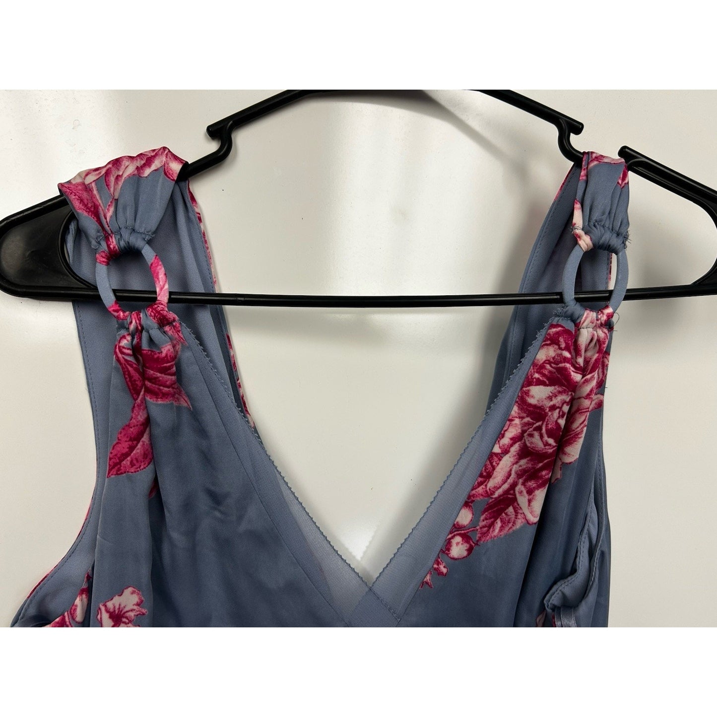 White House Black Market - Beautiful Floral Silk Dress Blue Pink Size 6 NWT