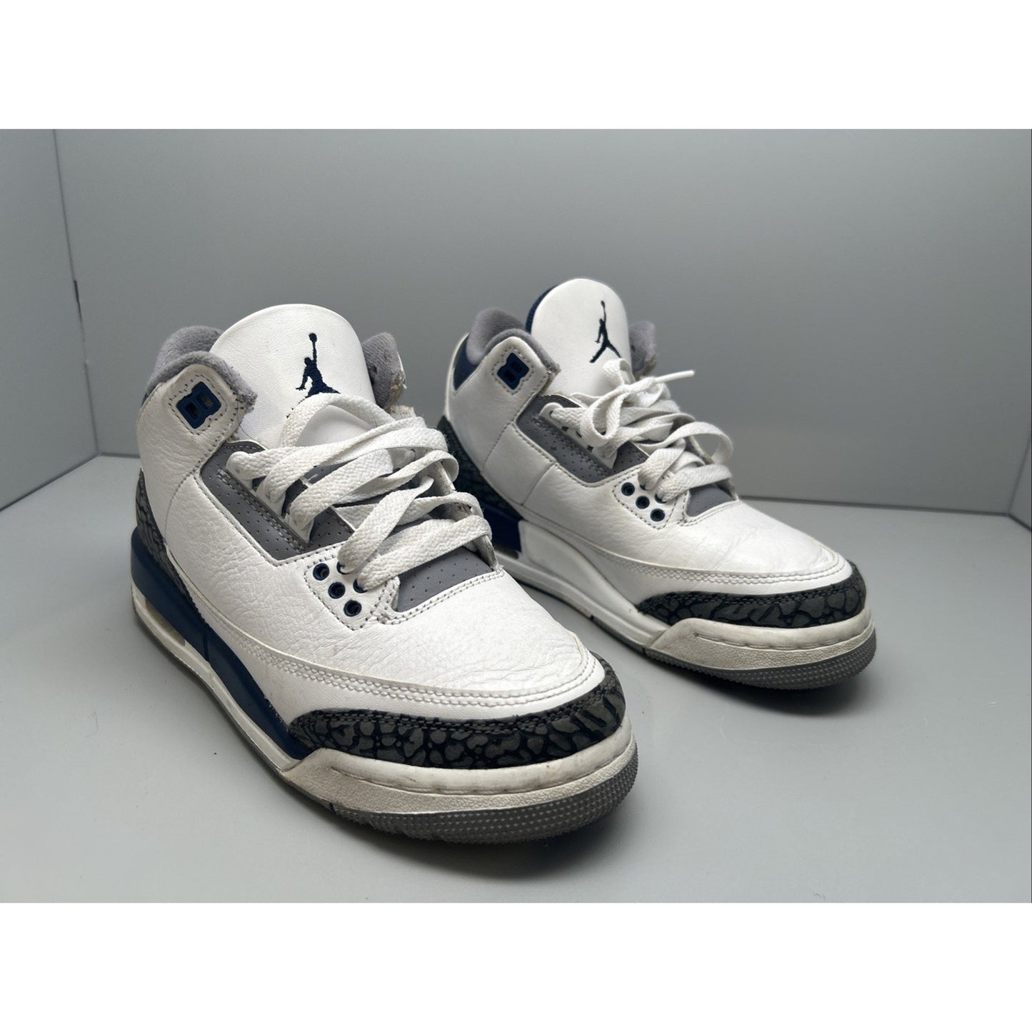 Size 4.5y - Air Jordan 3 Retro Midnight Navy