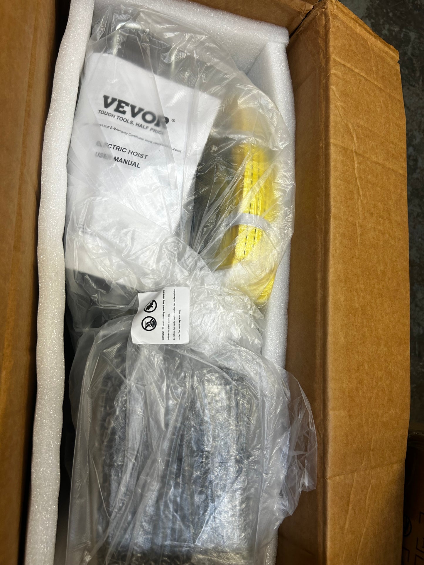 New 2200 lb Electric Hoist with Wireless Remote 110V