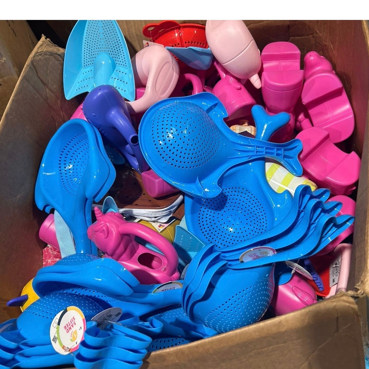 30pc Lot of Kids Sand & Water Toy Set Random Mix Shovels Rakes Molds NWT
