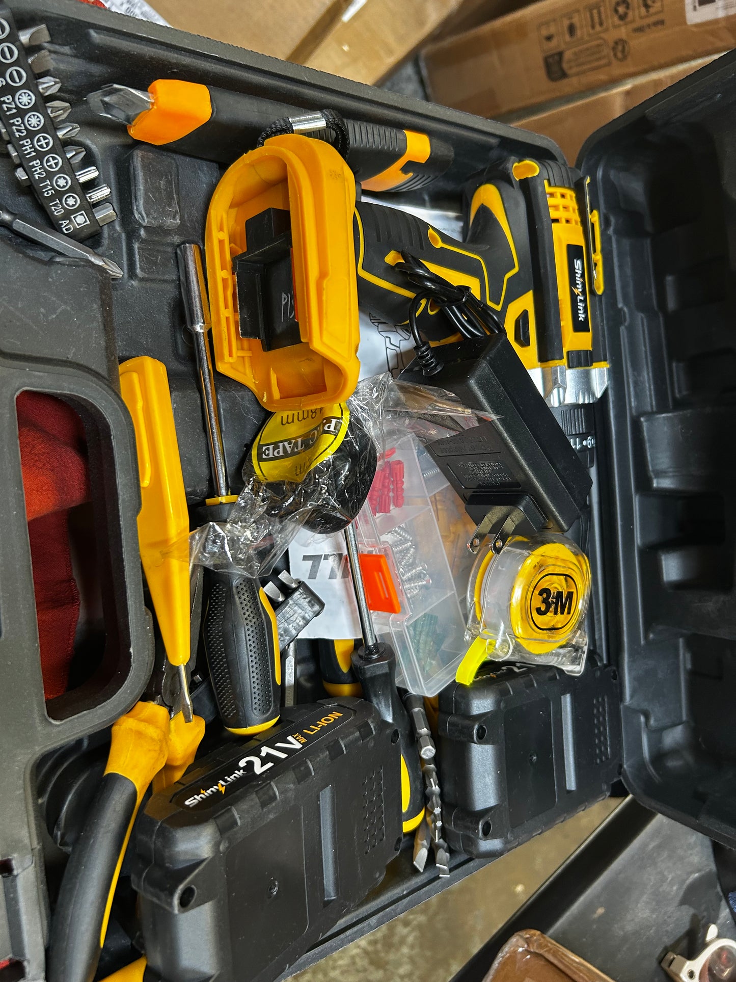 21V Brushless Cordless Drill Driver Kit w/ 2 Batteries Charger
