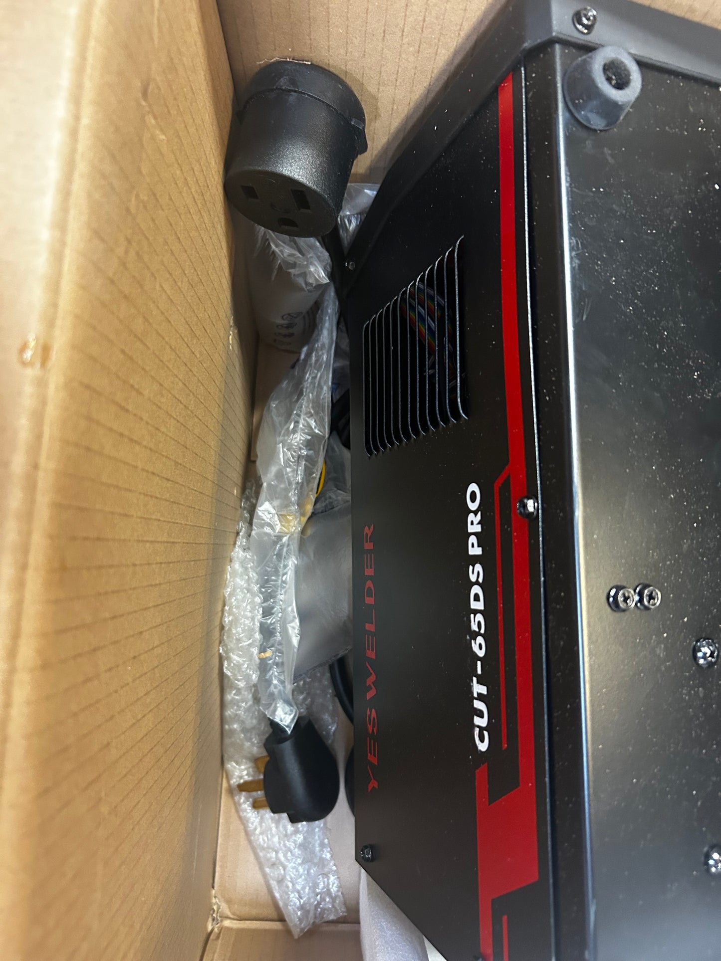 60A Plasma Cutter 110/220V Dual Voltage Pilot Arc Cutter
