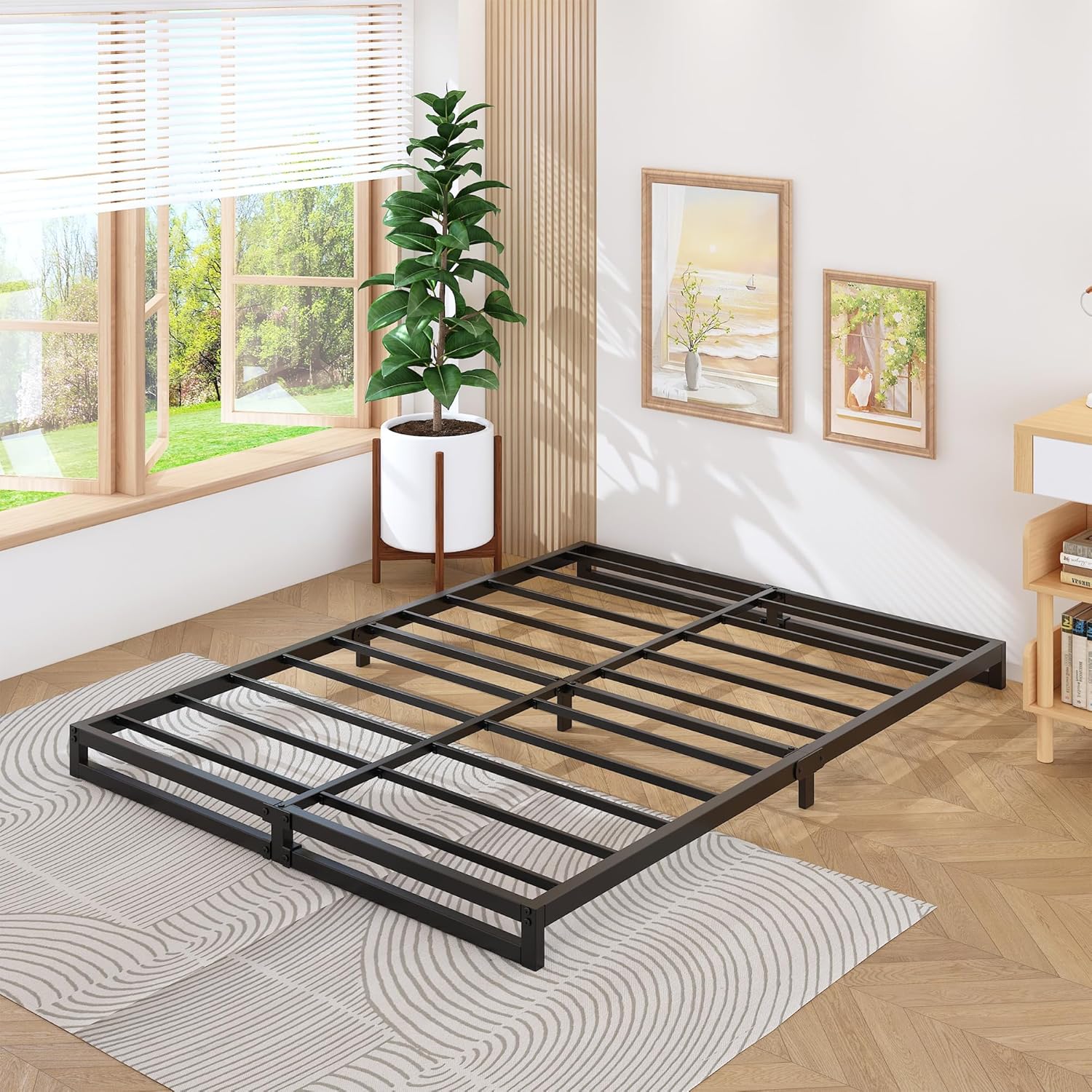 Lutown-Teen Queen Heavy Duty 4-Inch Steel Platform Bed Frame - Noise-Free