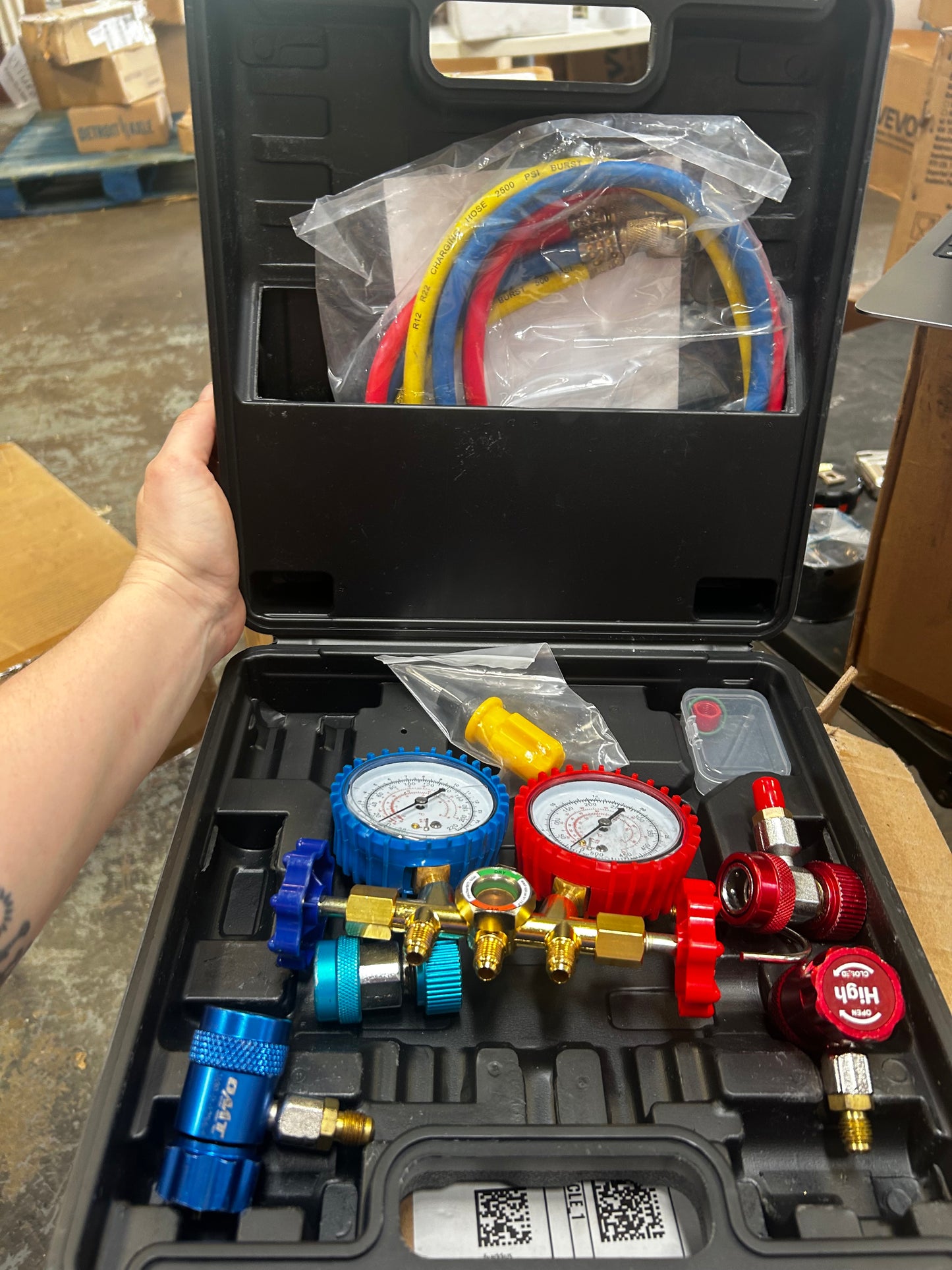 4-Way AC Manifold Gauge Set R134a R404A R1234yf R22 with 5FT Hoses