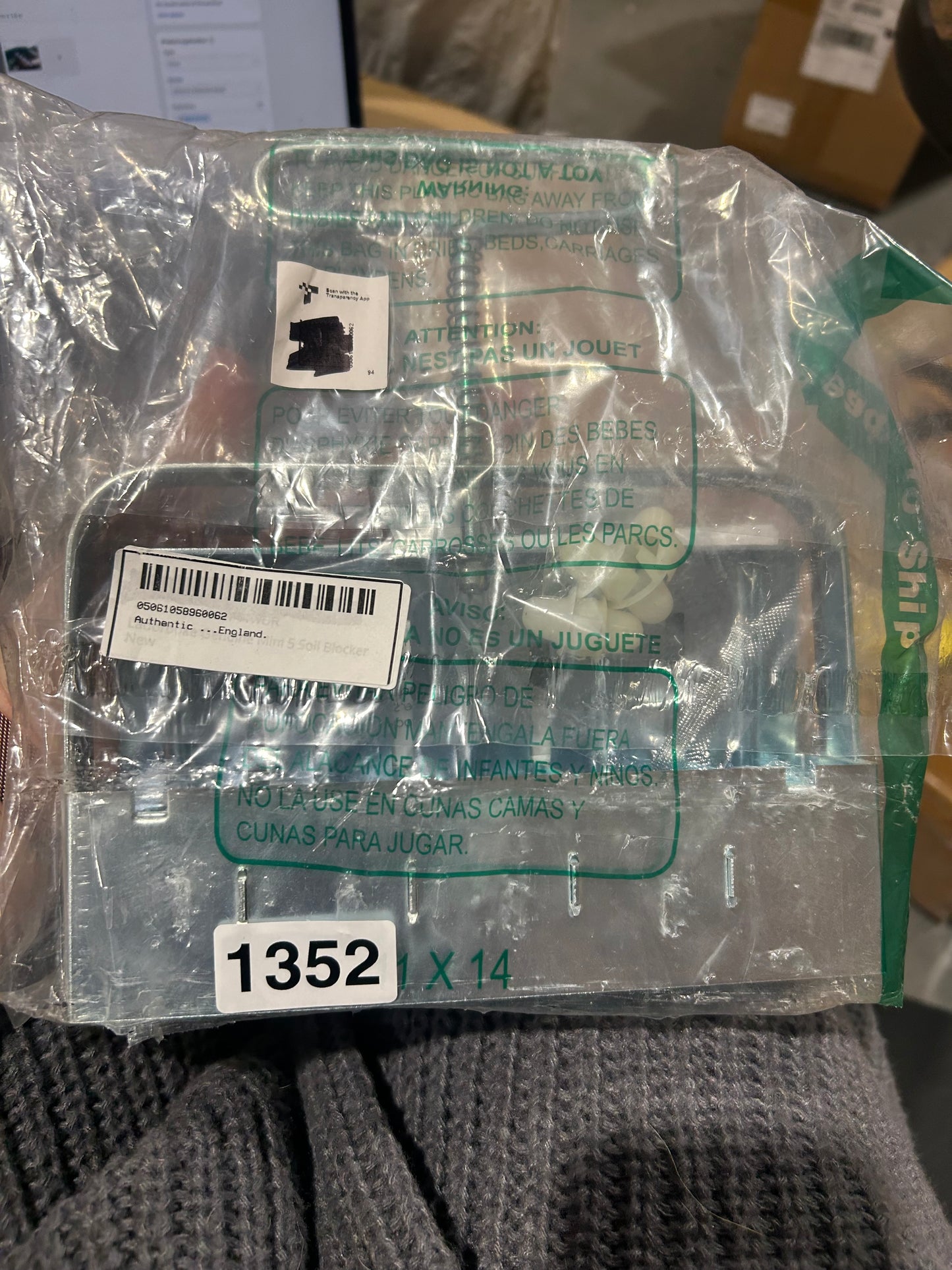 5-Cell Handheld Soil Blocker, brand new made in England