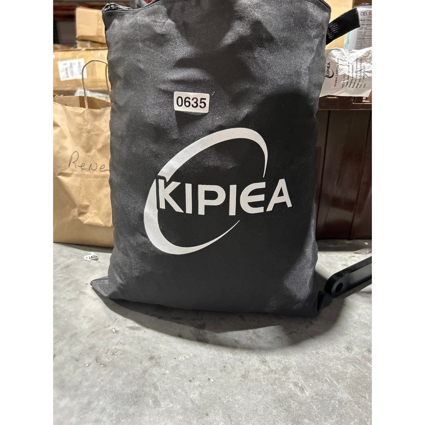 Heavy-Duty 600D Boat Cover – Fits 14'–16' Boats up to 90" Wide