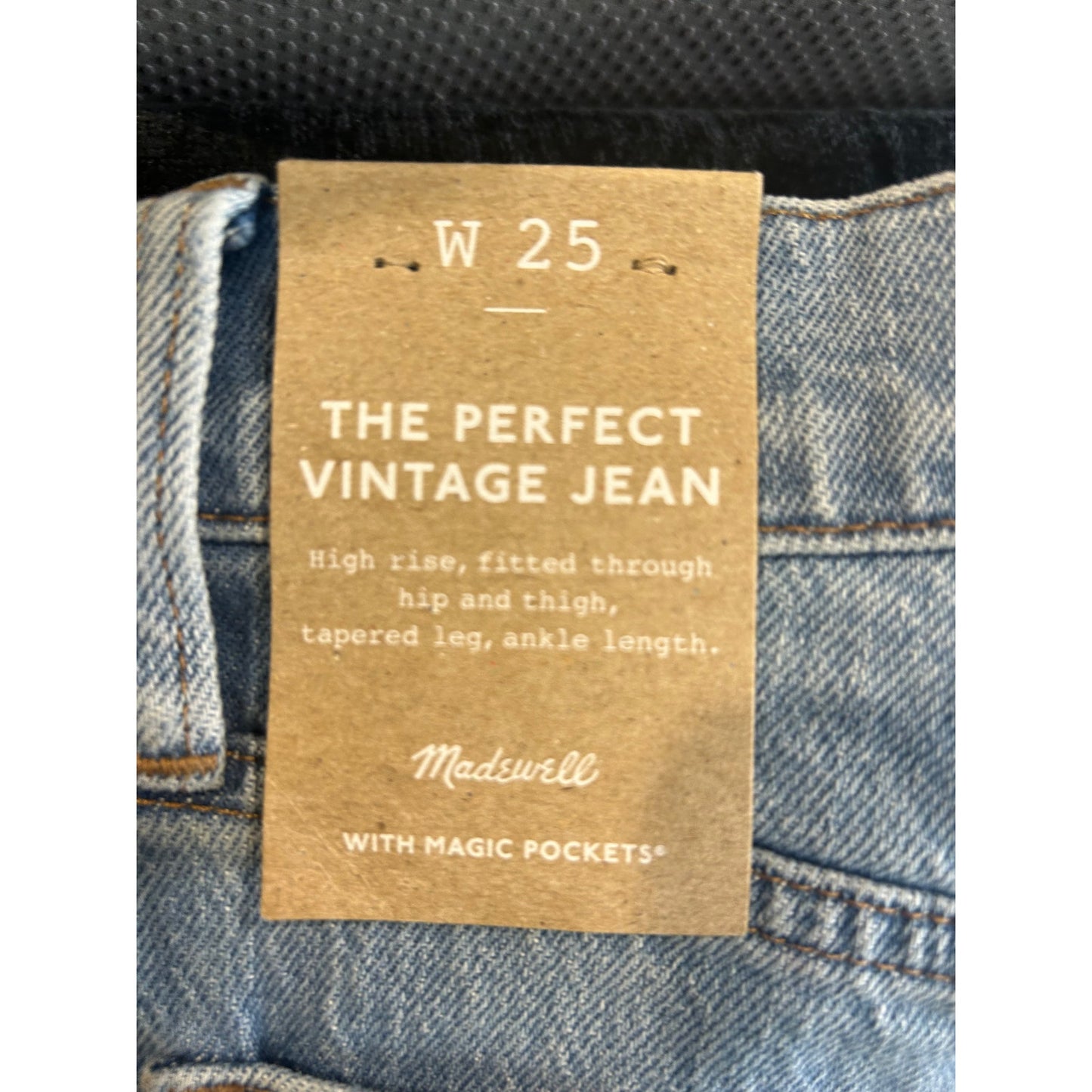 NWT Madewell The Perfect Vintage Jean in Bradwell Wash 25" W, Ripped Raw Hem