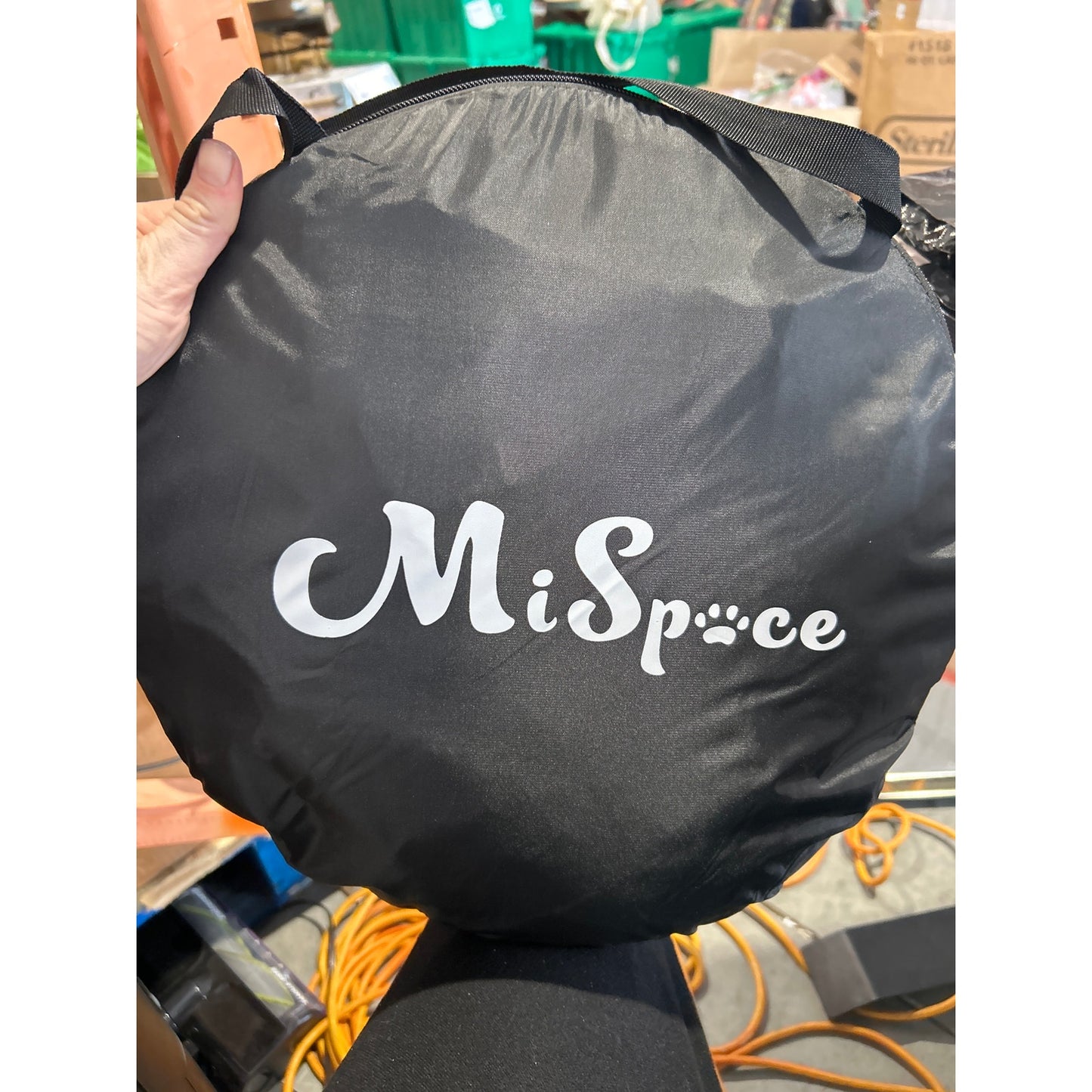 Portable Outdoor Cat or Small Dog Enclosure with Carrying Case & Stakes