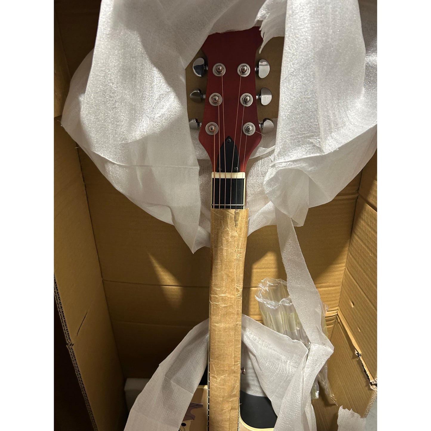 41” Cutaway Acoustic Guitar w/ Spruce Top + Carry Bag & Wrench (Brand New)