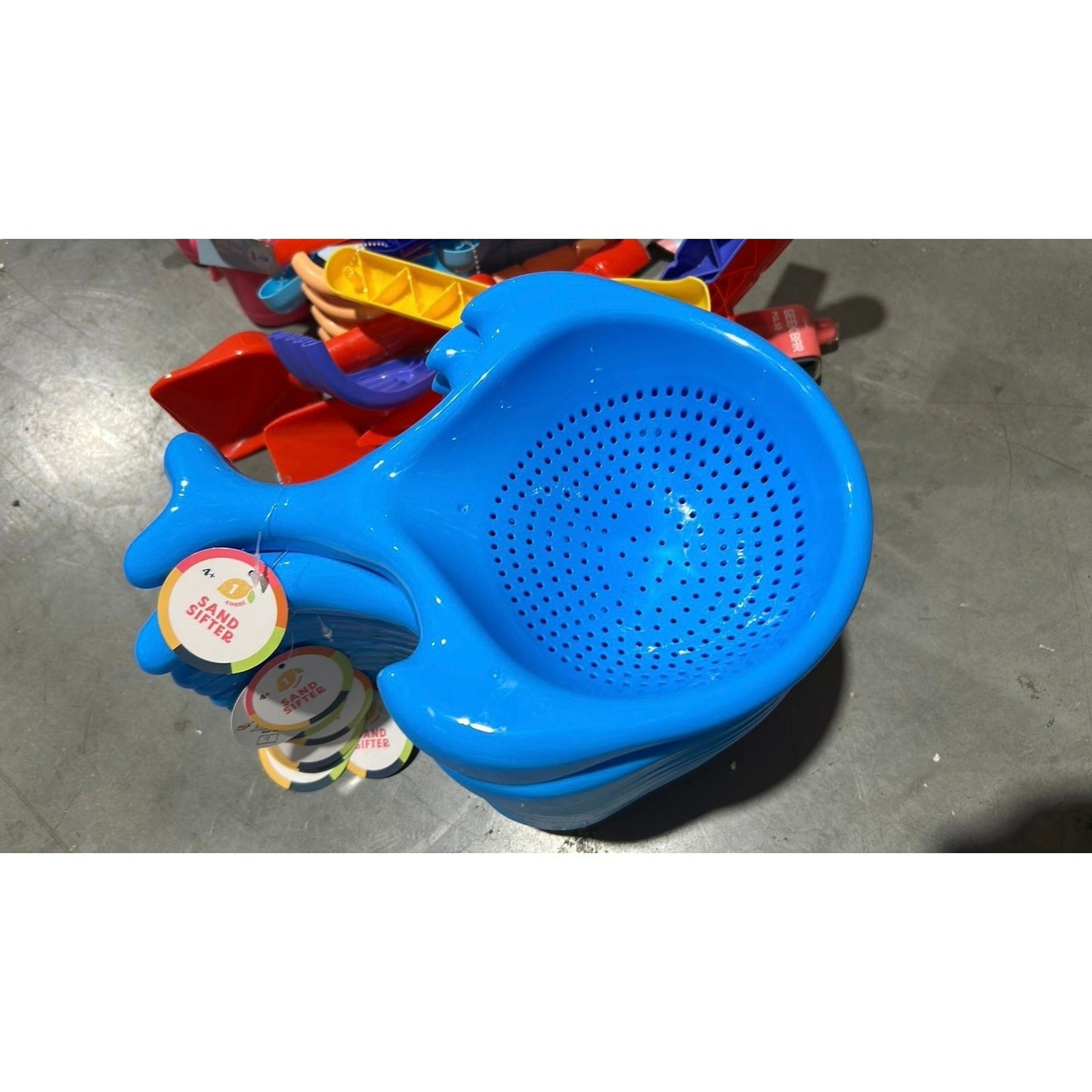 30pc Lot of Kids Sand & Water Toy Set Random Mix Shovels Rakes Molds NWT