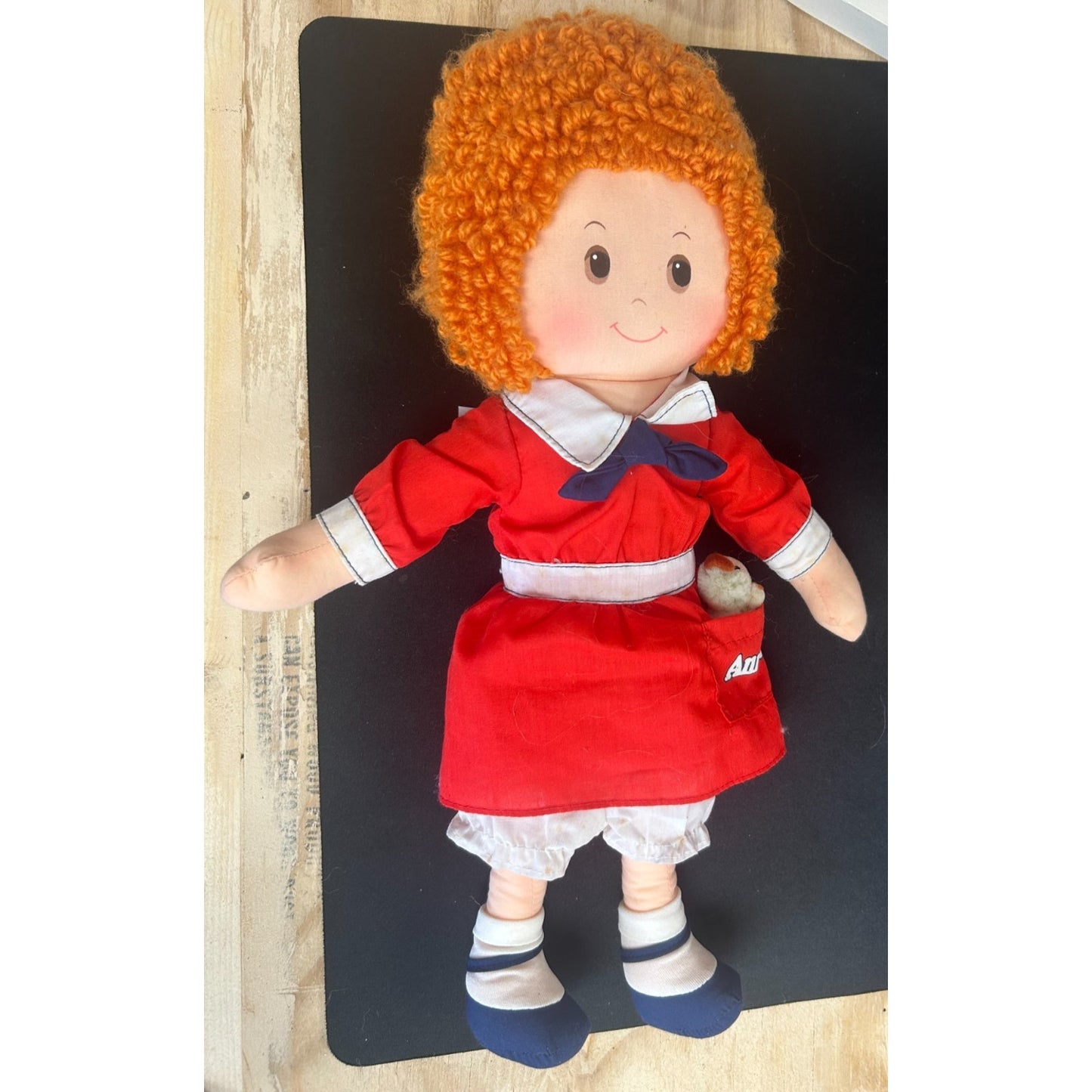 Vintage 1982 Knickerbocker Little Orphan Annie Doll w/ Sandy Dog 16"