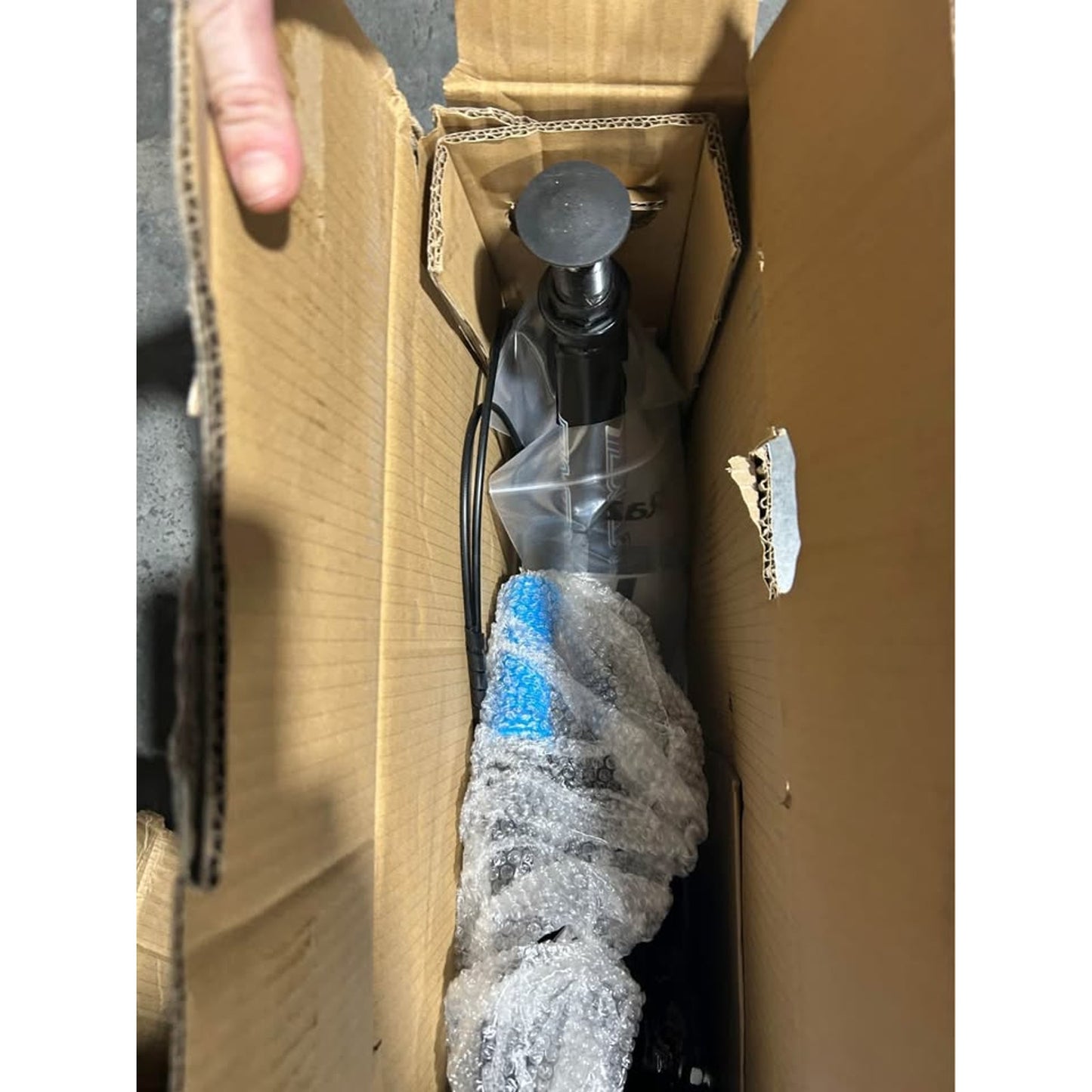 Razor Flashback Kick Scooter – 12" Mag Wheels- BMX style- New in box.